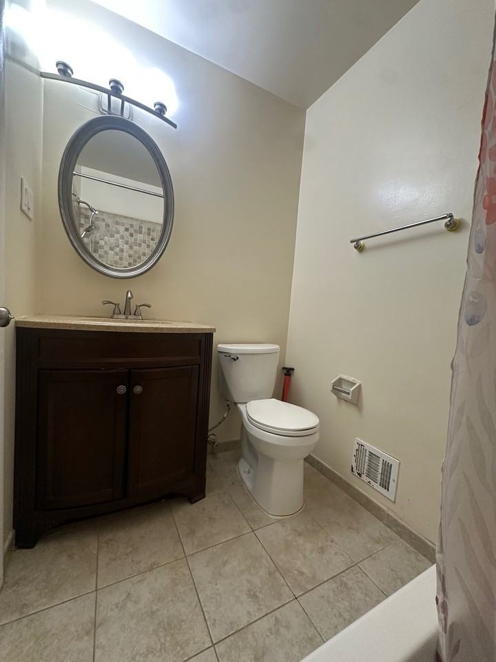 20744 Br #720 - Photo 7 of 14