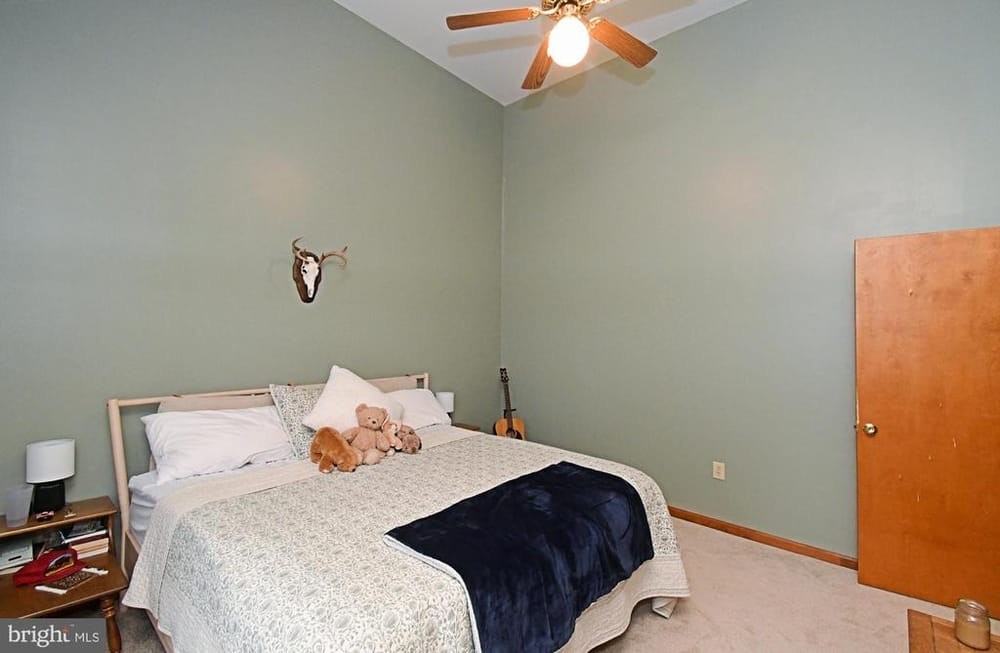 601 W Market St - Residences - Photo 5 of 10