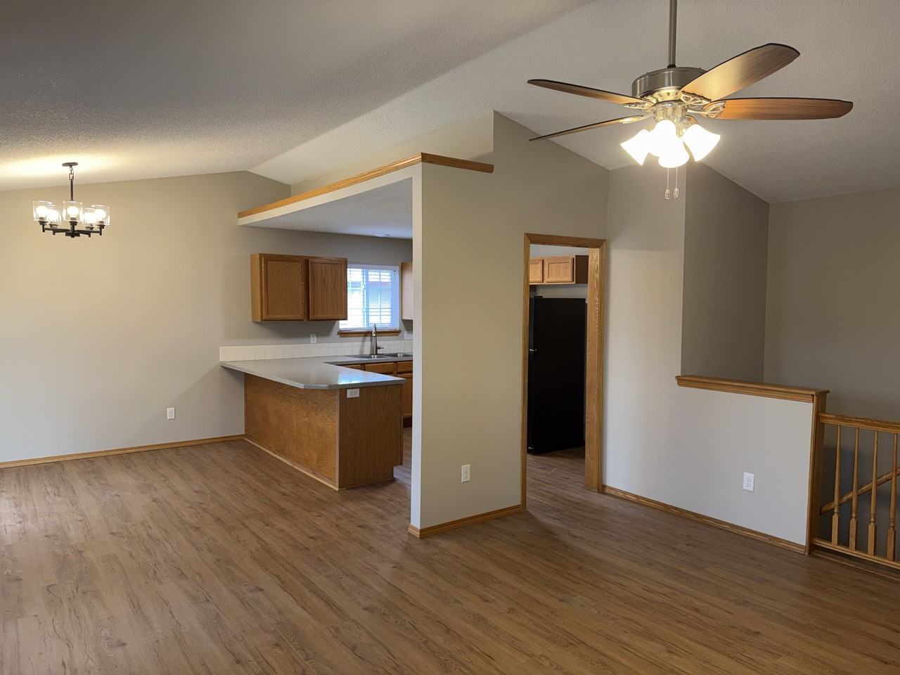 1817 N Pine Grove St #NA - Photo 4 of 21