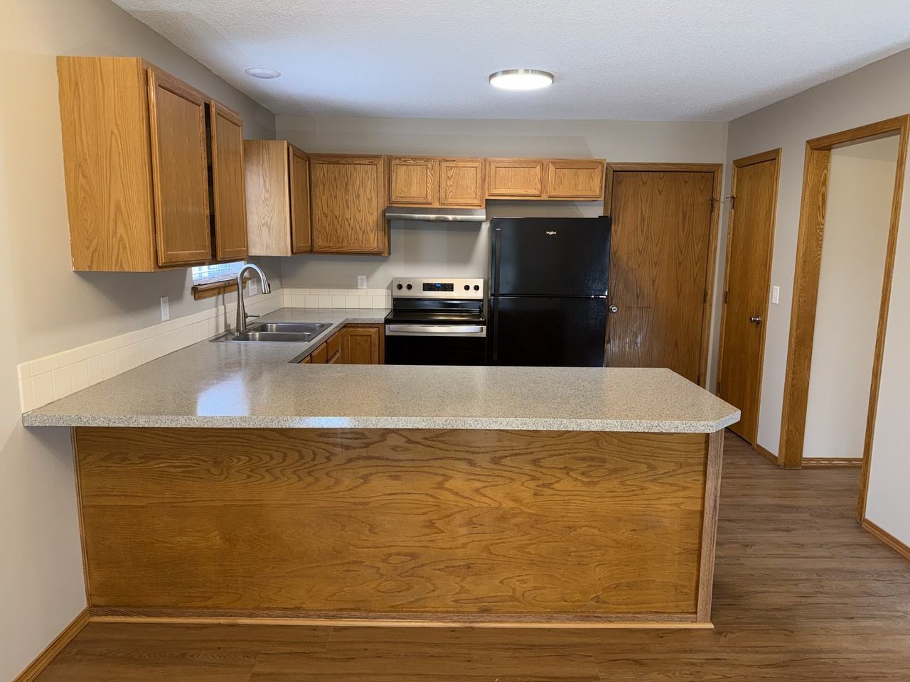 1817 N Pine Grove St #NA - Photo 5 of 21