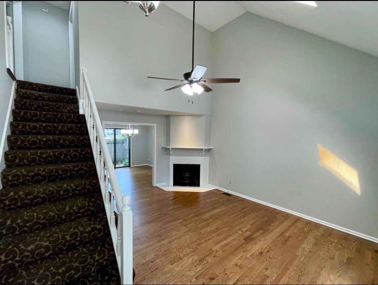 86th Ter. - Photo 2 of 10