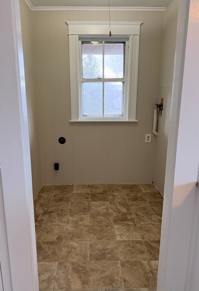 260 Providence Rd #2 - Photo 5 of 9