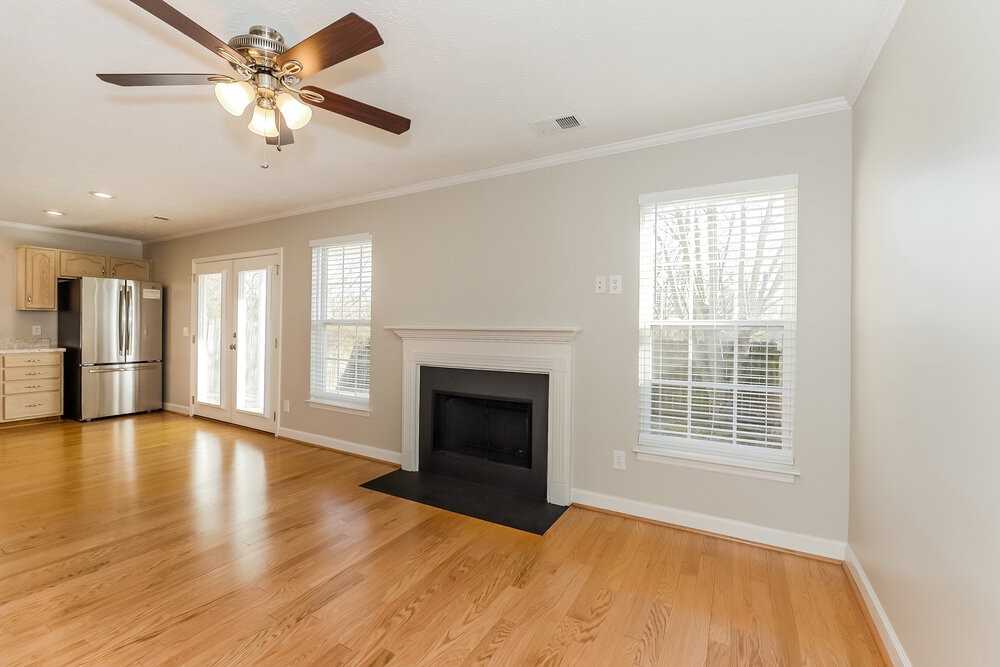 3236 Penn Meade Way - Photo 5 of 17