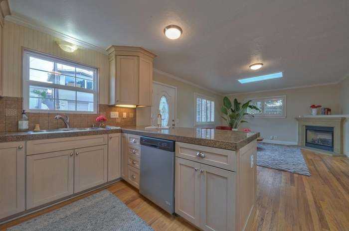 1209 Darwin St #NA - Photo 5 of 19