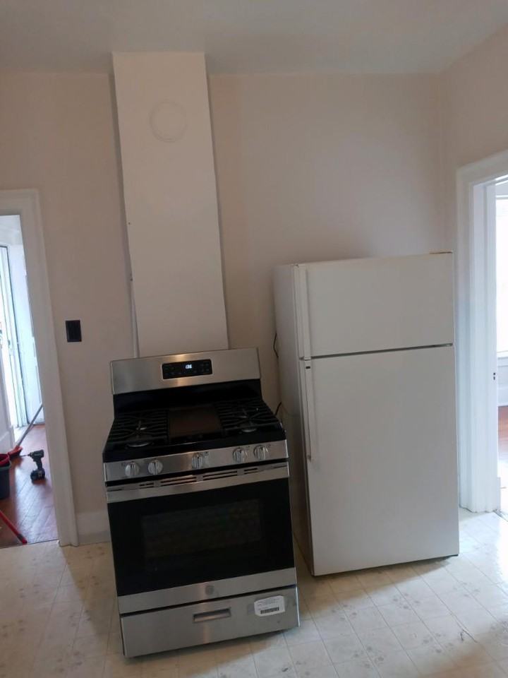 110 S 11th St #NA - Photo 7 of 9