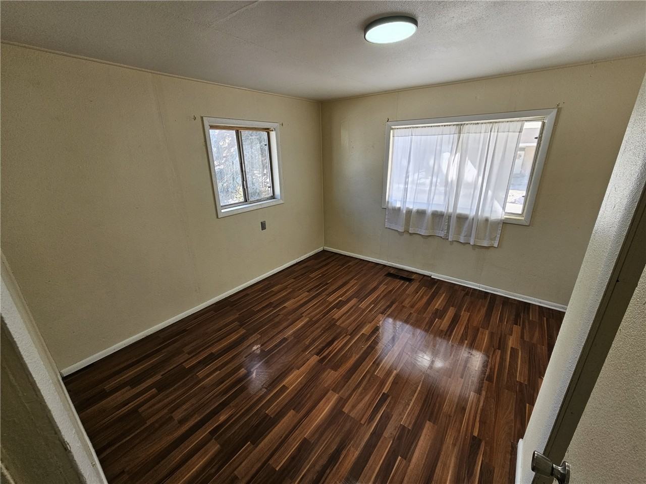 157 Roosevelt Street - Photo 2 of 10