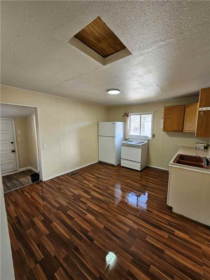 157 Roosevelt Street - Photo 3 of 10