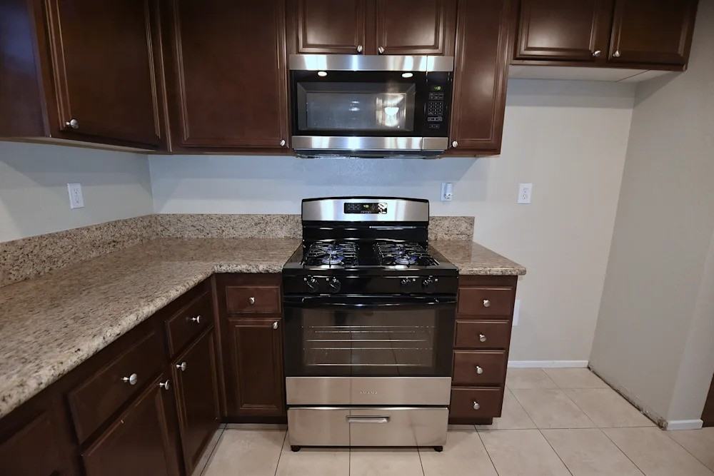 7056 Stratus Street - Photo 4 of 13