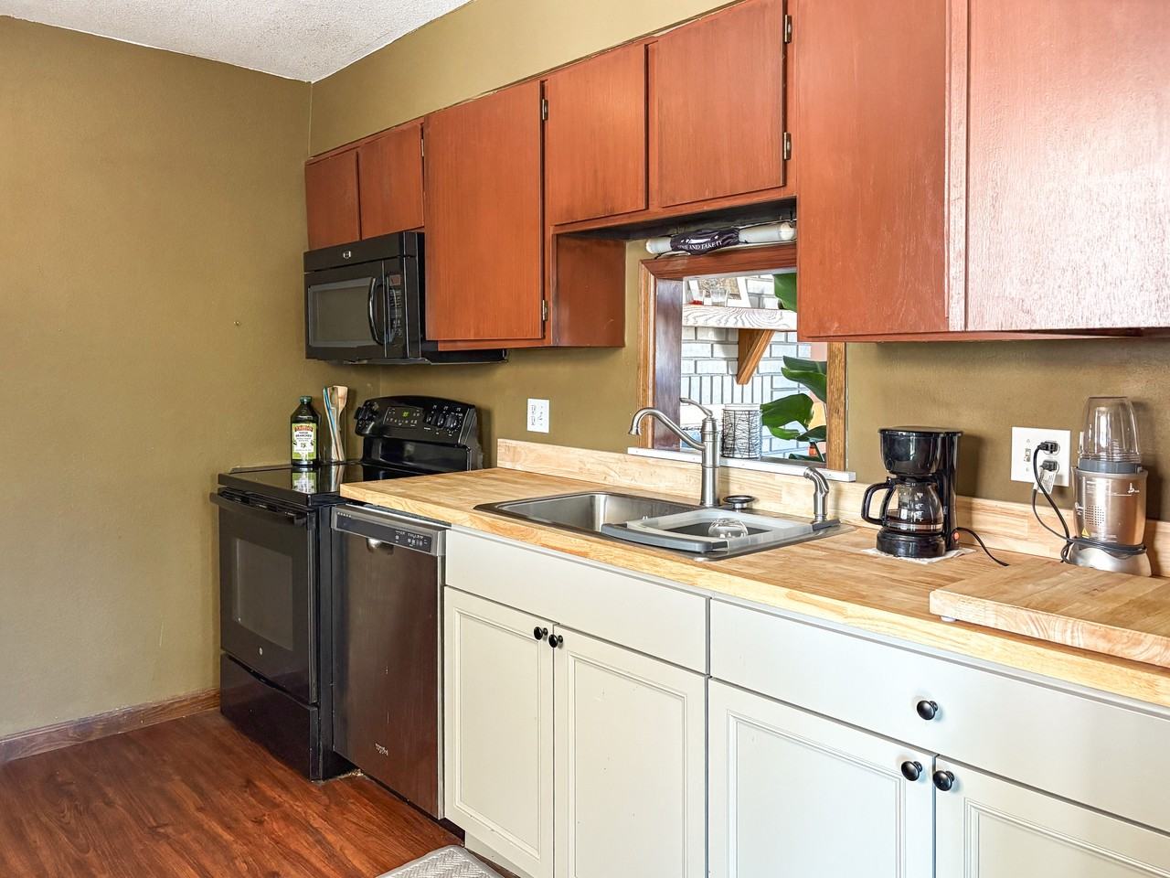 2519 West Monument Street #A - Photo 5 of 17