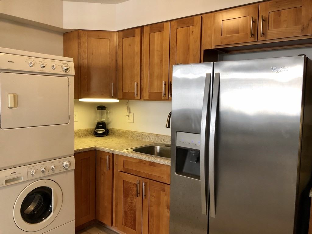 410 Nahua St #1 - Photo 2 of 10