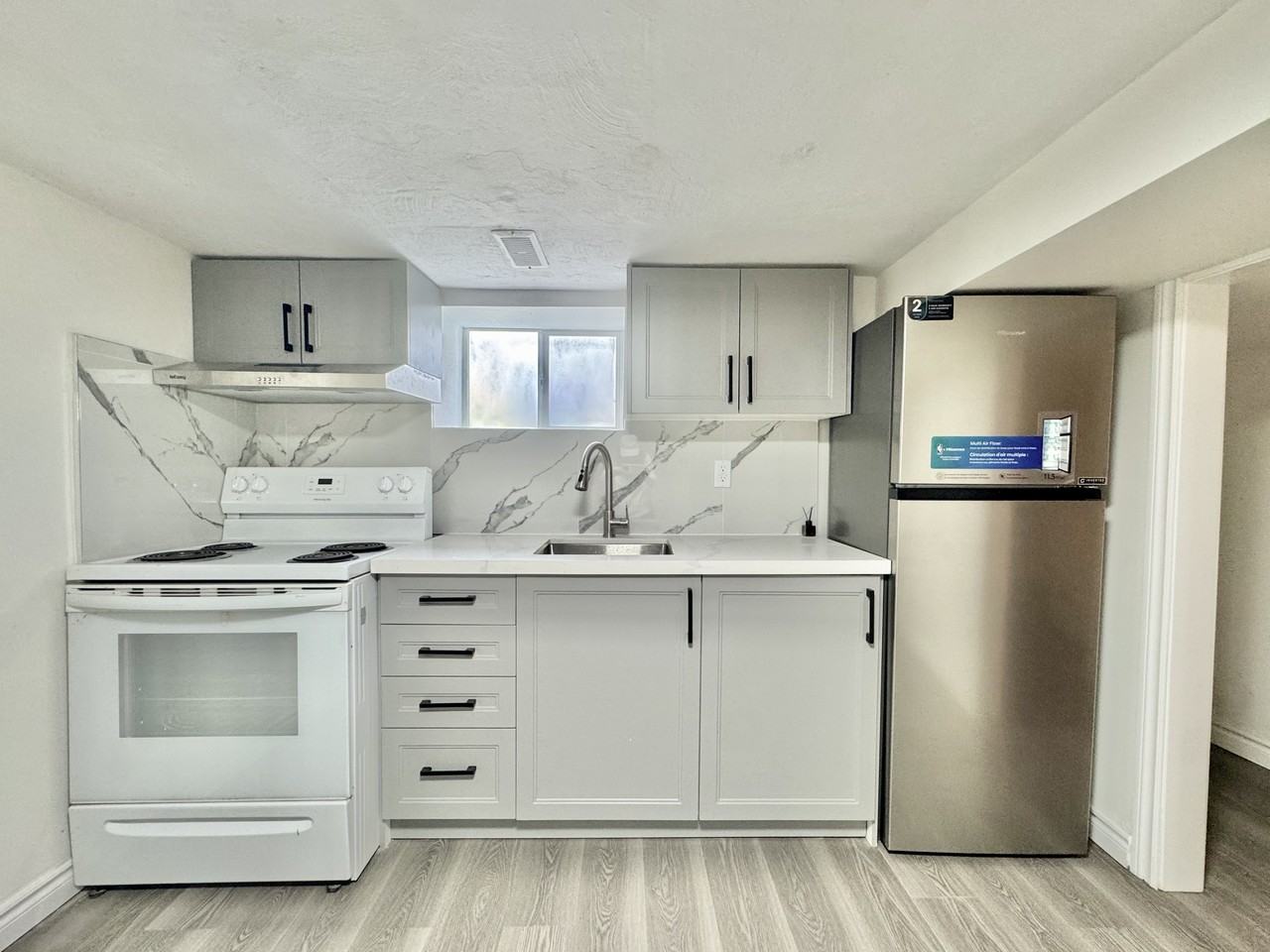 1745 Dufferin Street - Photo 6 of 8