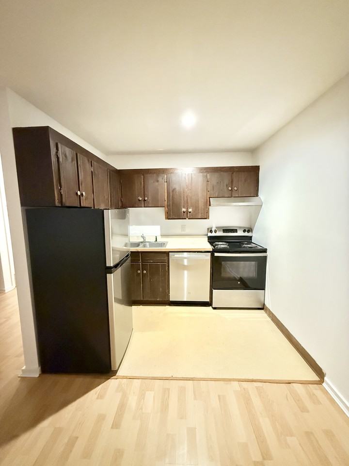 22 Paris St #4 - Photo 2 of 7