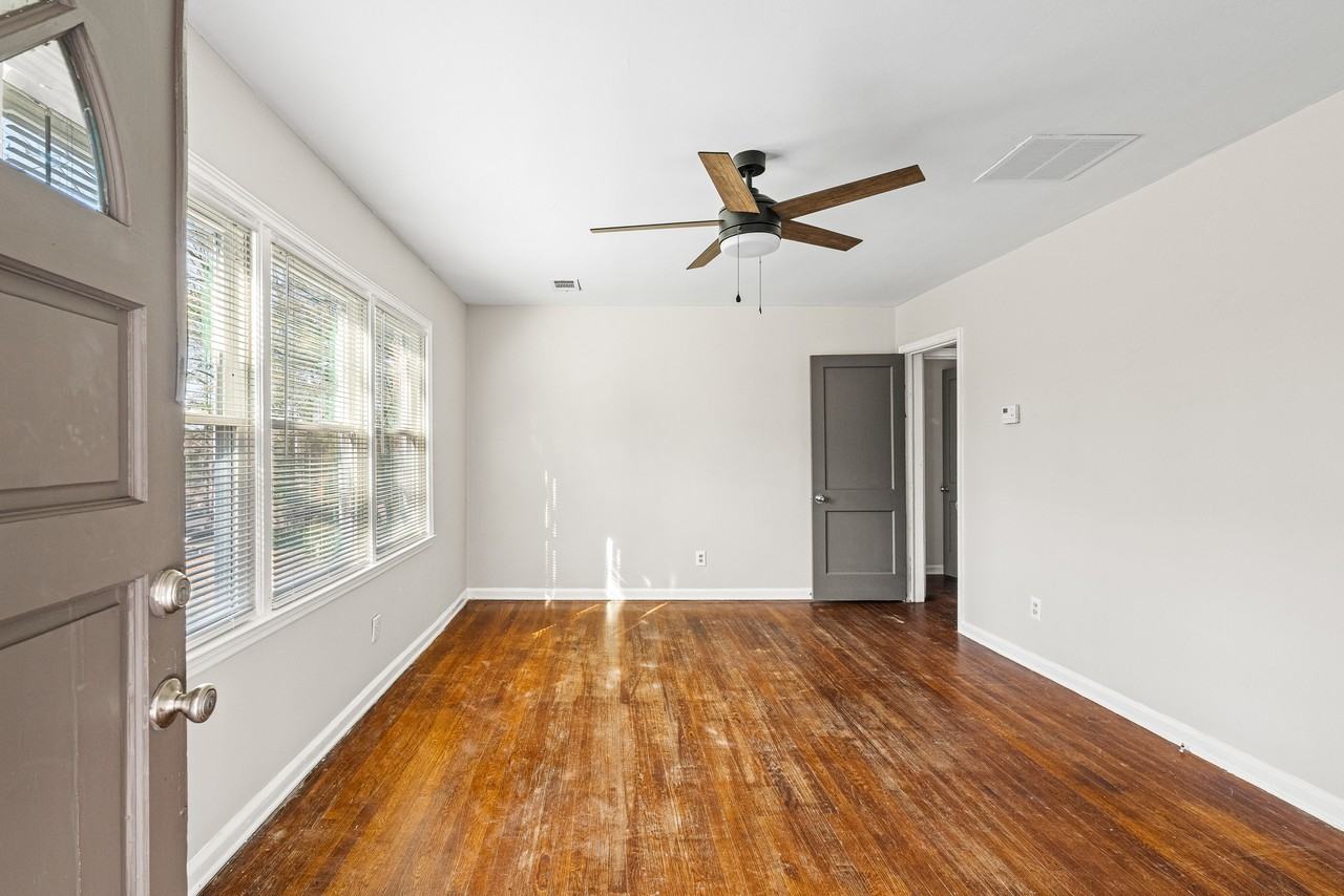 1850 Hillsdale Dr #1 - Photo 6 of 27