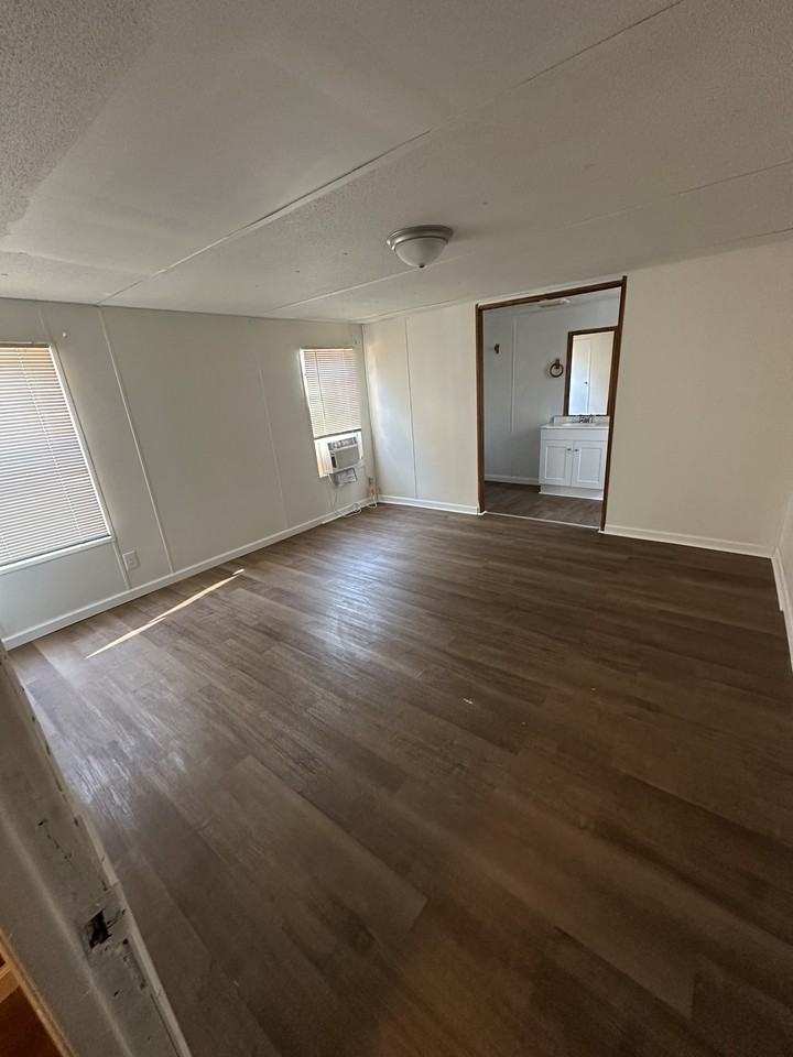 130 Dakota Dr - Photo 7 of 10