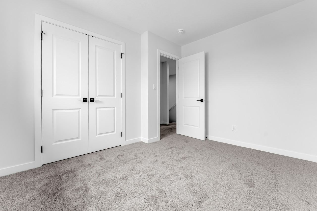 1 Edmonton Avenue #1 - Photo 7 of 11