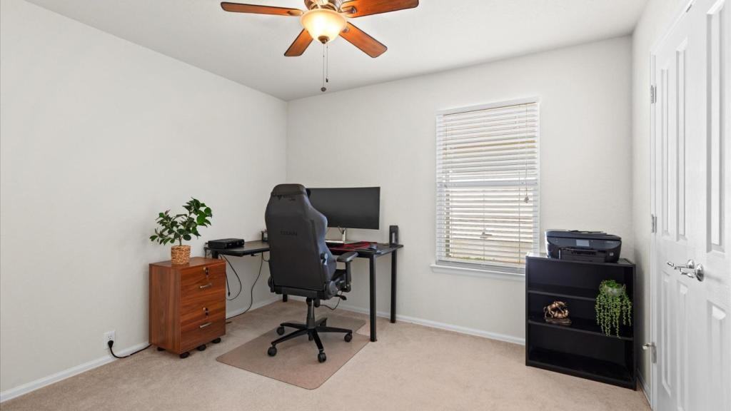 600 Planters Pass - Photo 4 of 26