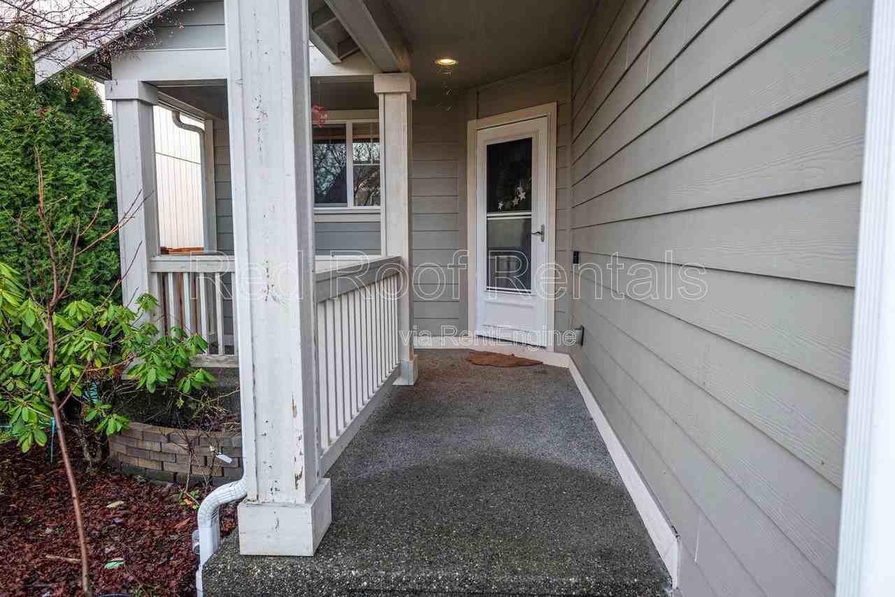 20121 96th Ave E - Photo 4 of 31