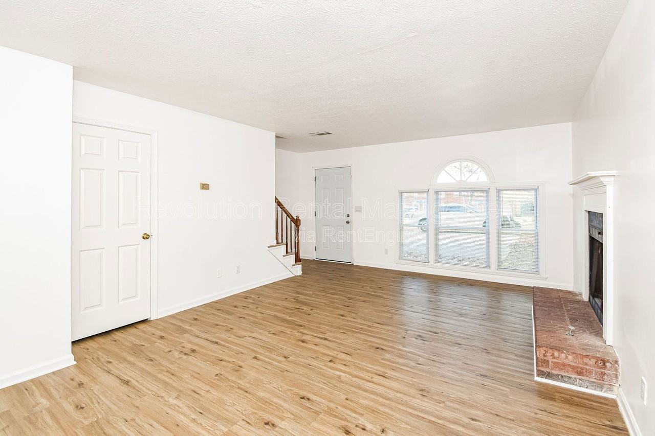 1301 Sweet Pine Drive - Photo 6 of 26