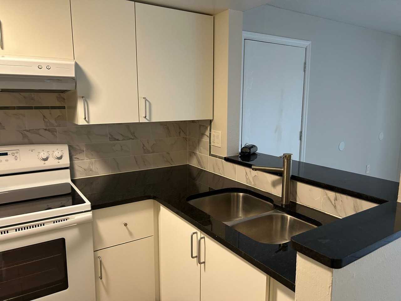 608 Orange Drive #181 - Photo 2 of 14