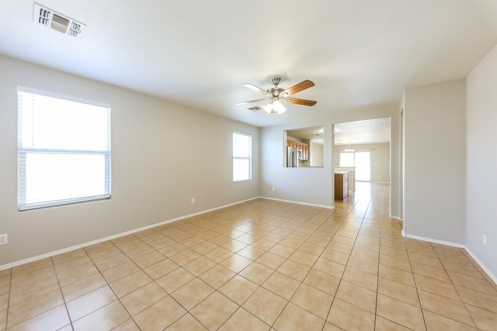 17746 W Red Bird Rd - Photo 3 of 16