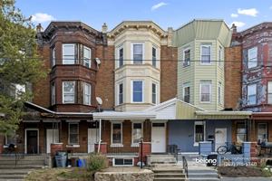 featured image of 3727 North 16th Street #6