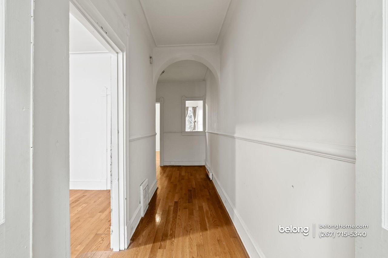 3727 North 16th Street #6 - Photo 6 of 23