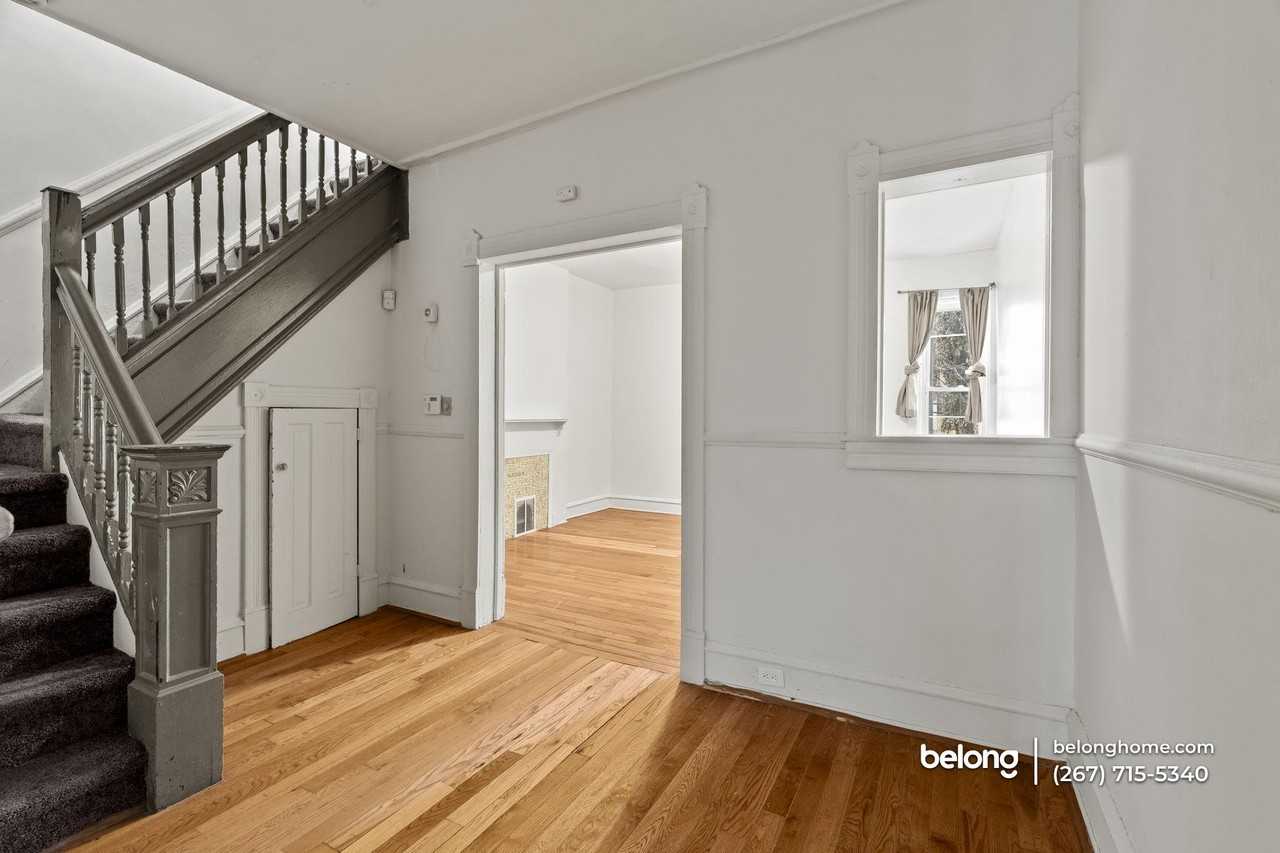 3727 North 16th Street #6 - Photo 7 of 23