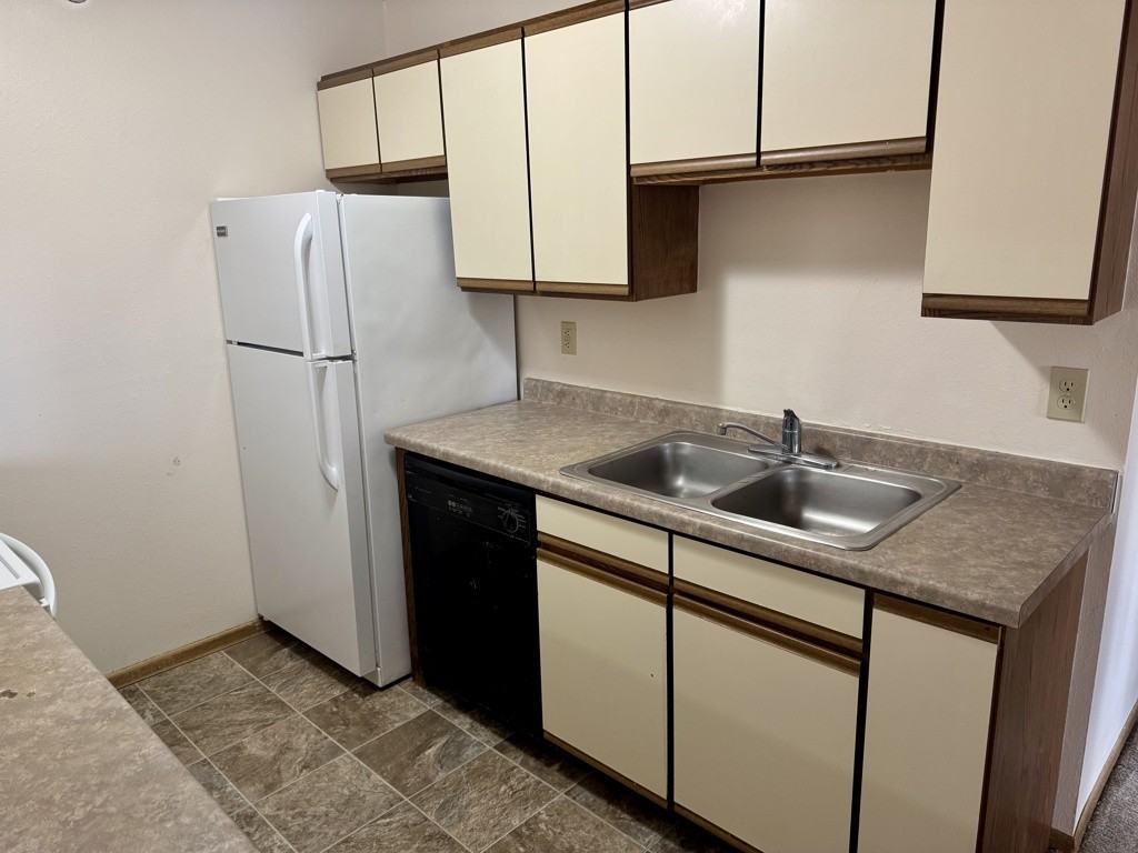 2426 Park Avenue Northwest #308 - Photo 7 of 19