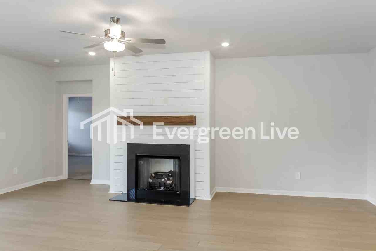 115 Ashby Pond Dr - Photo 3 of 15