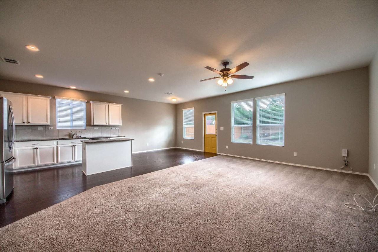 10606 Century Farm Drive - Photo 5 of 26