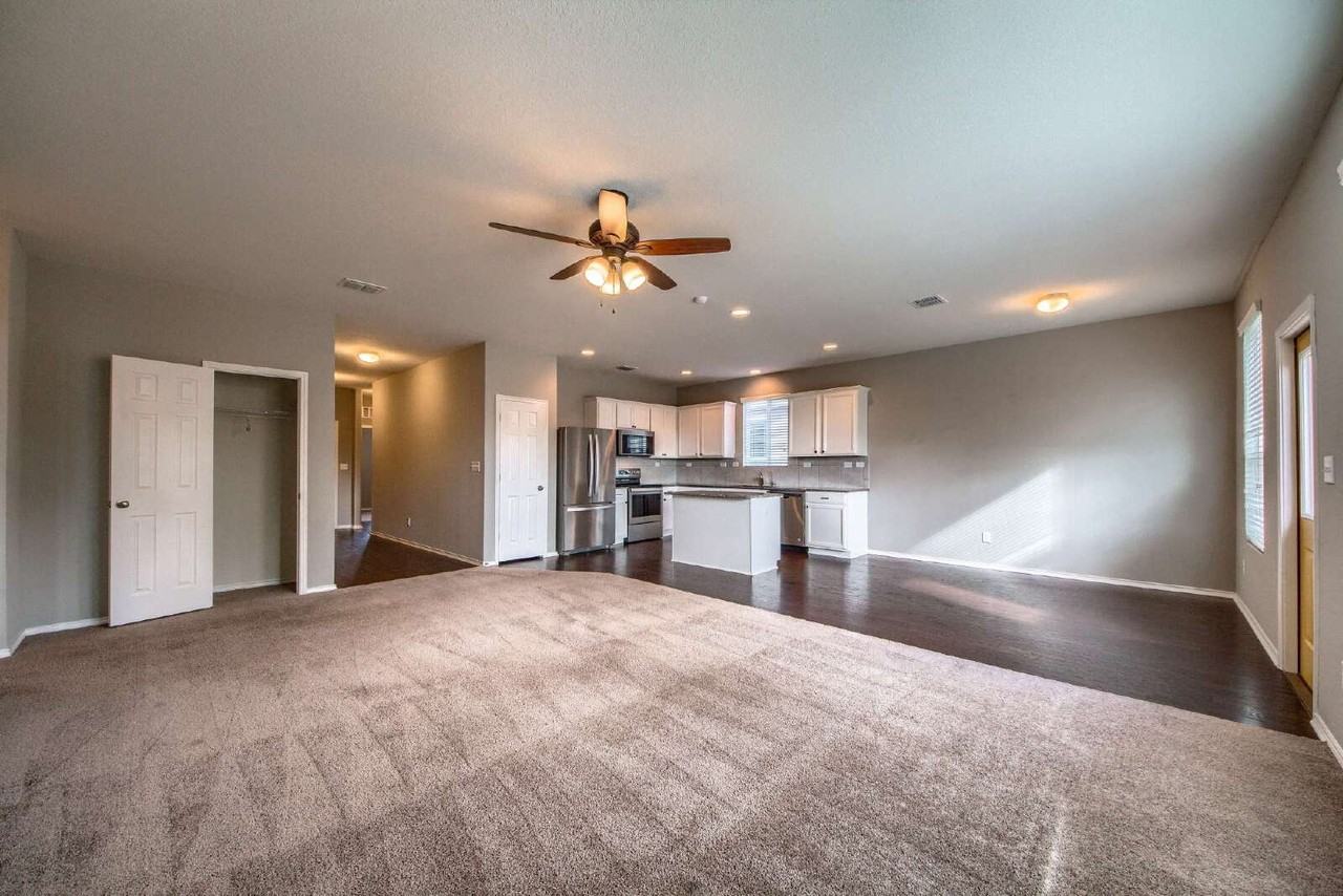 10606 Century Farm Drive - Photo 6 of 26