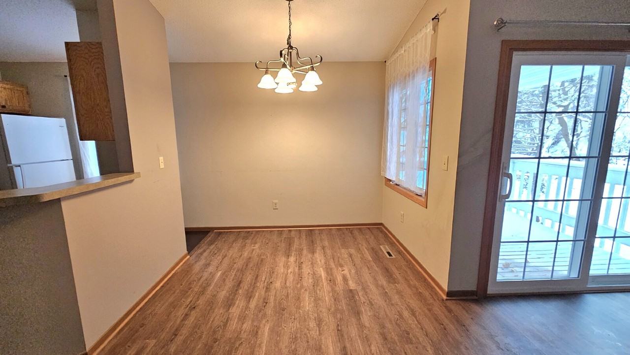 3579 Blue Jay Way - Photo 7 of 16