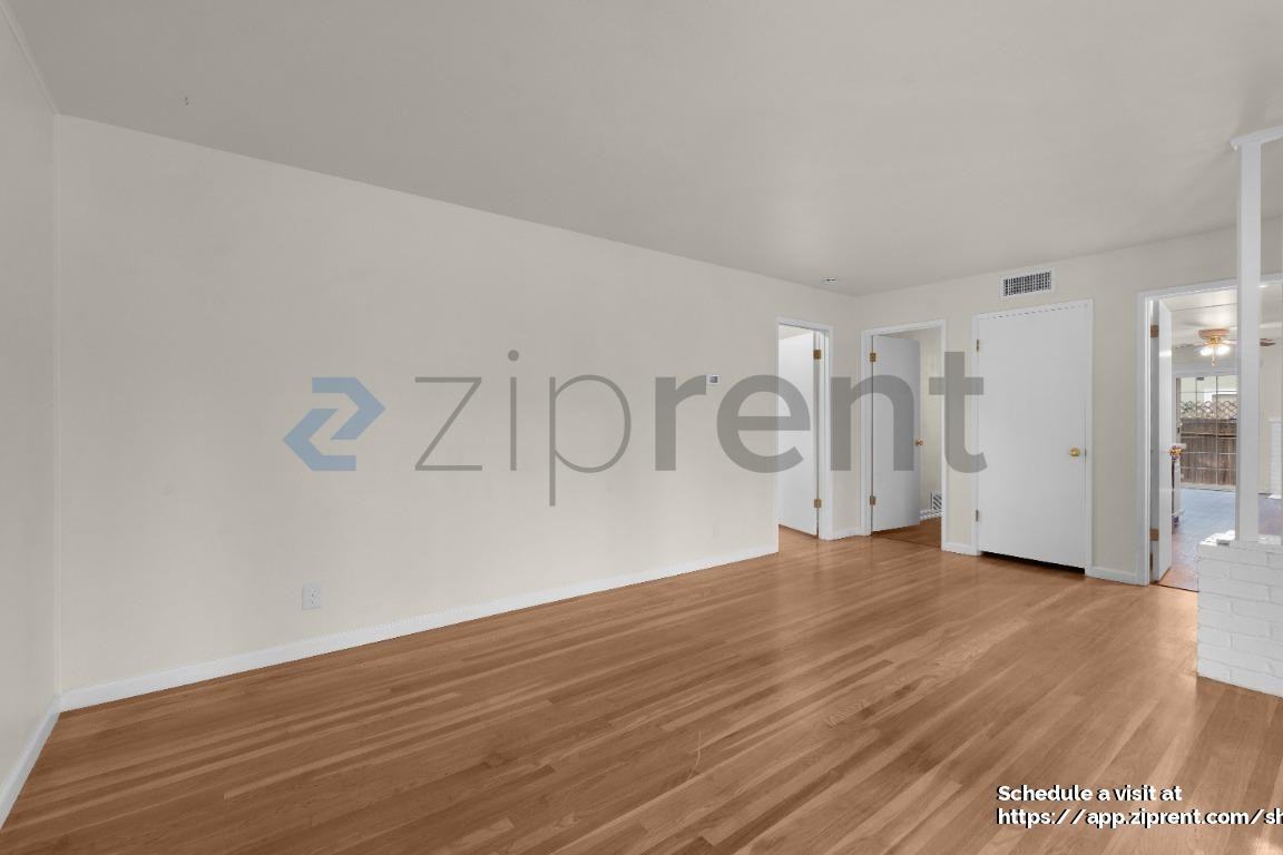 9033 Fashion Dr - Photo 5 of 19