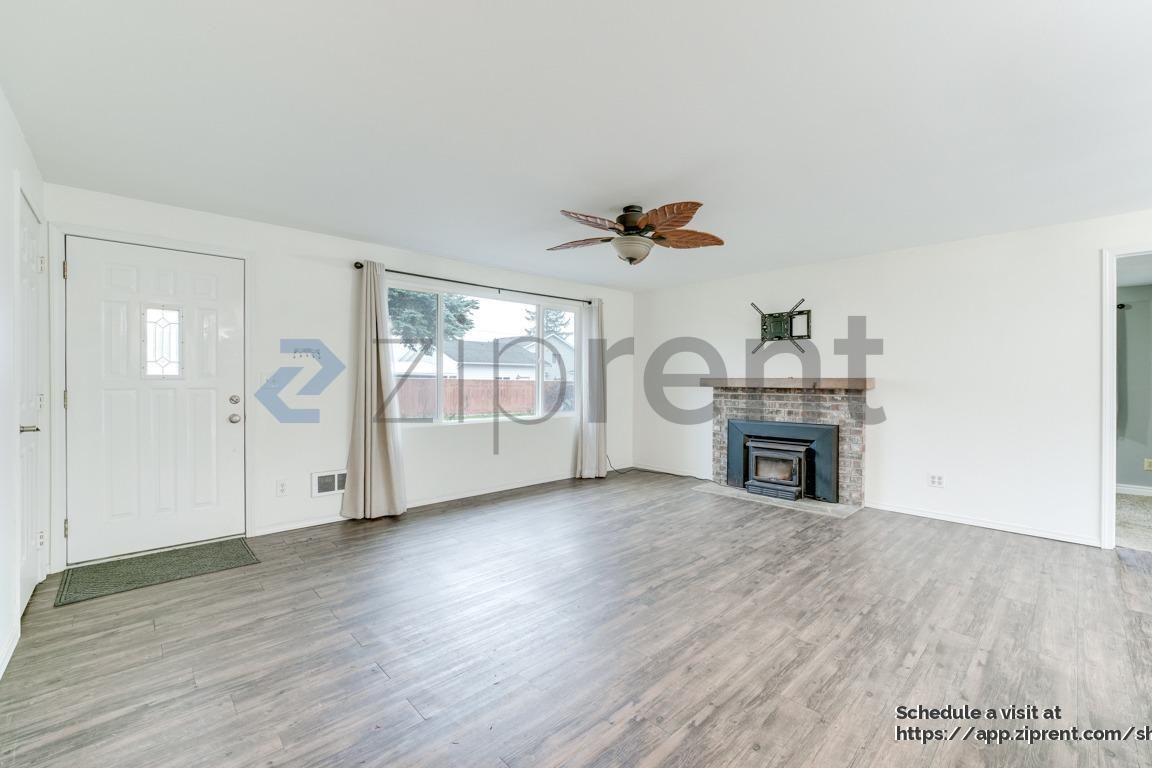 9516 Holly Drive - Photo 5 of 27