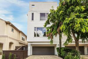 featured image of 6126 Clyde Street