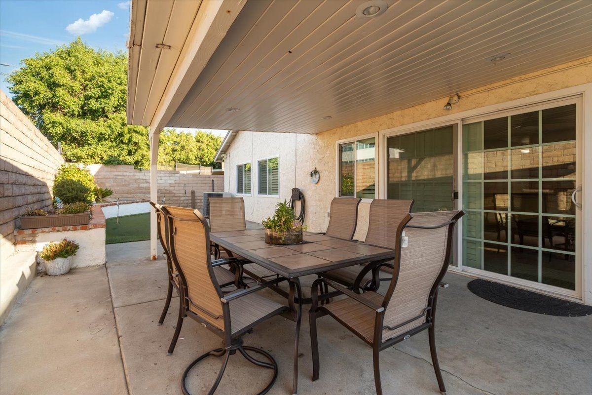 14915 Harvest Street - Photo 7 of 50