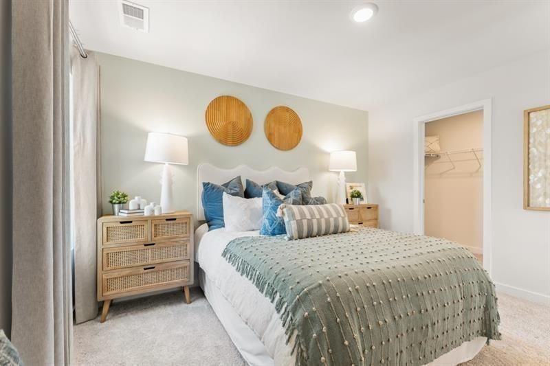 1725 Harper Lily Lane - Photo 4 of 41