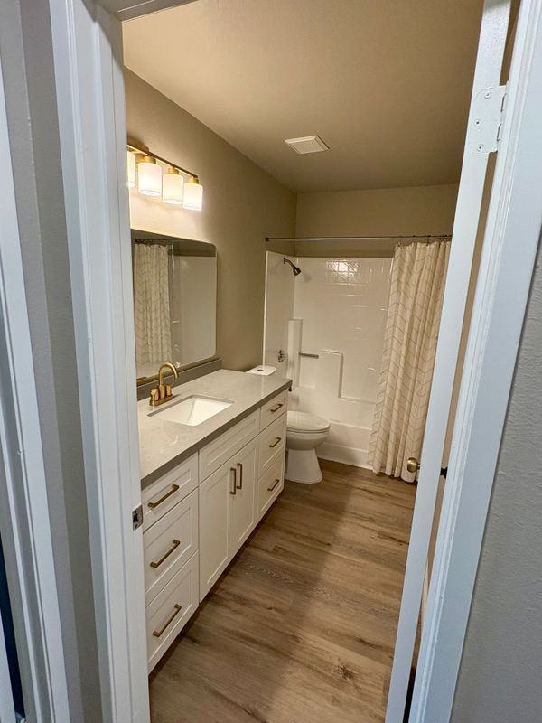 612 Maybritt Circle - Photo 7 of 15