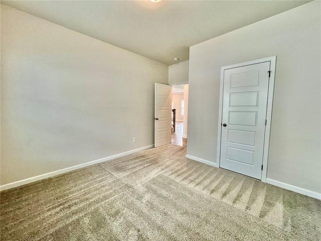 1702 Dover Creek Ln - Photo 5 of 39