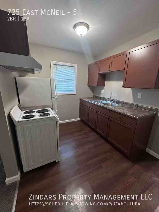 725 East Mcneil Avenue #5 - Photo 2 of 8