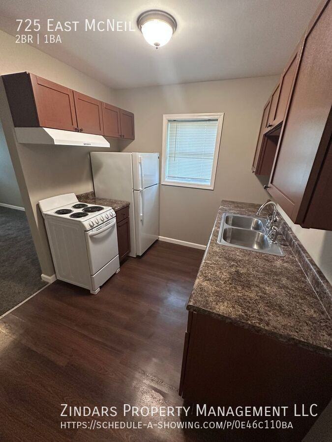 725 East Mcneil Avenue #5 - Photo 3 of 8