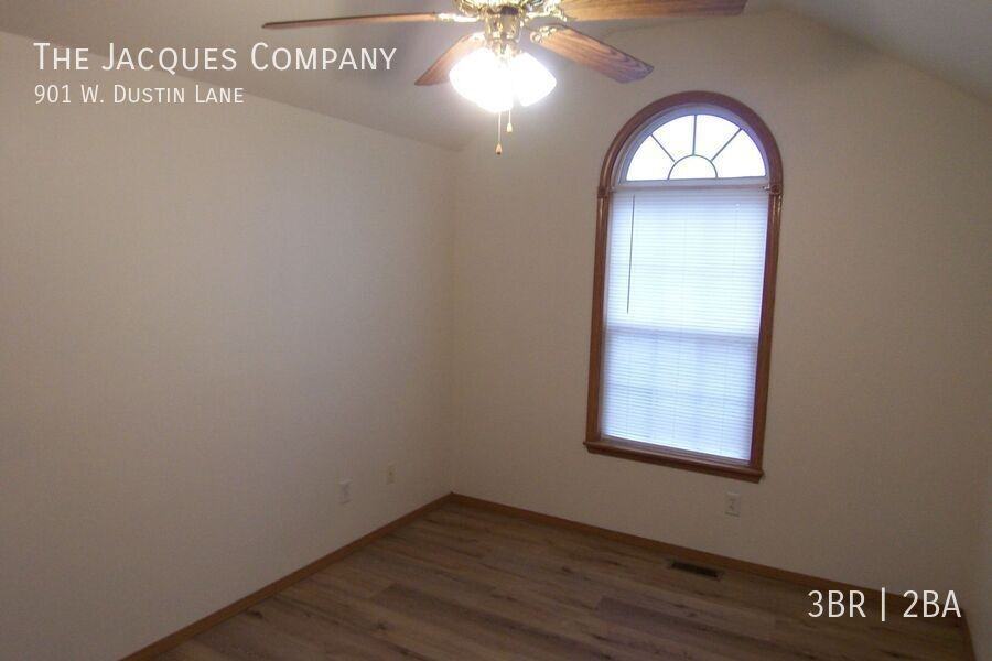 901 W. Dustin Lane - Photo 5 of 18