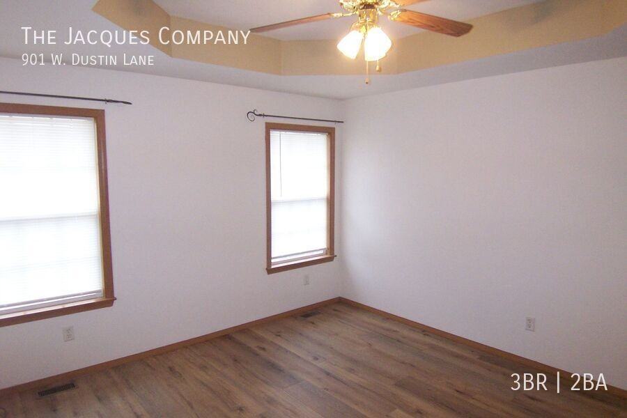 901 W. Dustin Lane - Photo 7 of 18