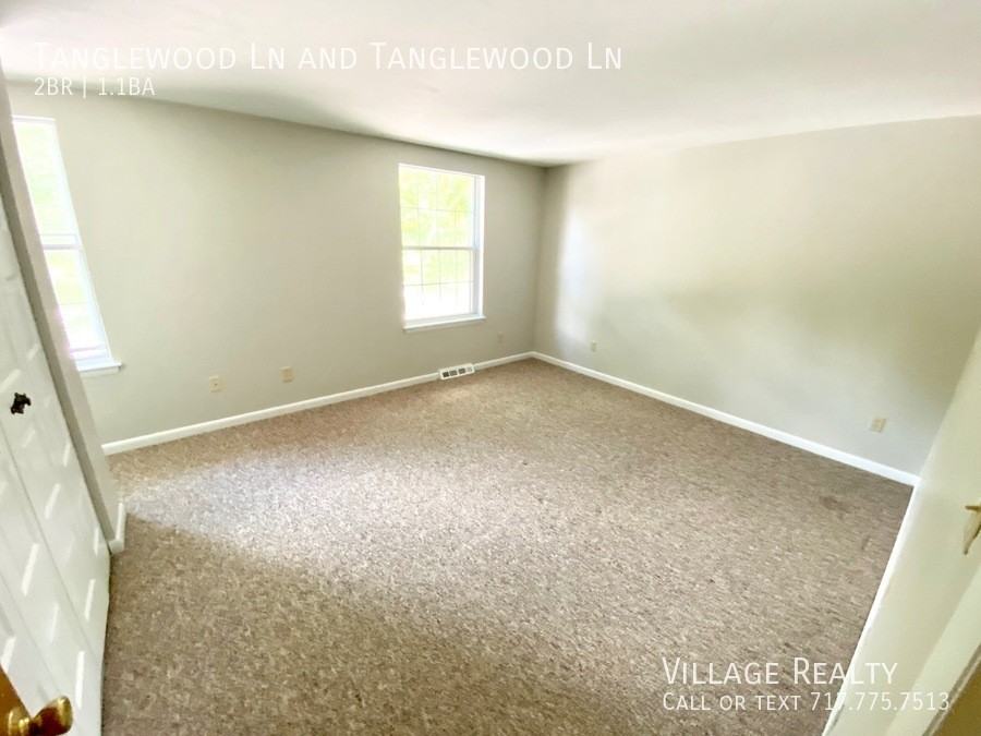 Tanglewood & Tanglewood Ln - Photo 6 of 50