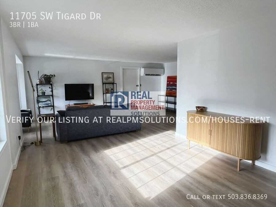 11705 Southwest Tigard Drive - Photo 4 of 35