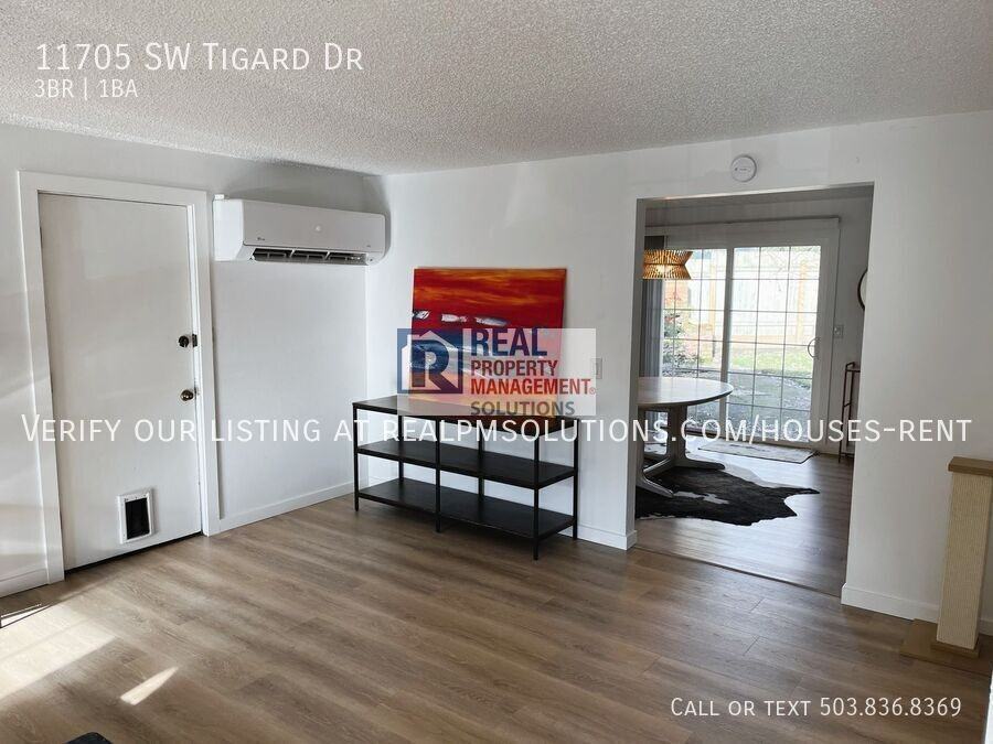 11705 Southwest Tigard Drive - Photo 7 of 35