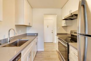 1015 Continentals Way #220 - Photo 1 of 1