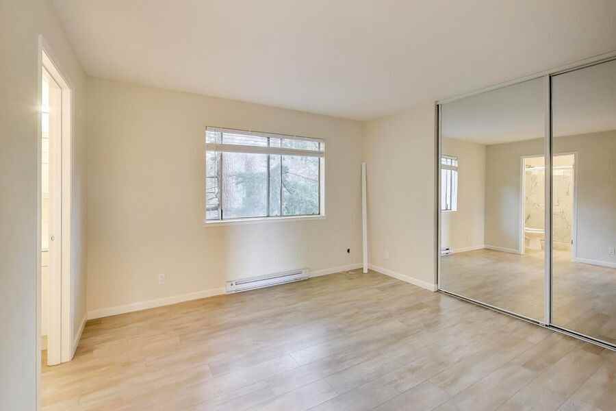 1015 Continentals Way - Photo 7 of 27