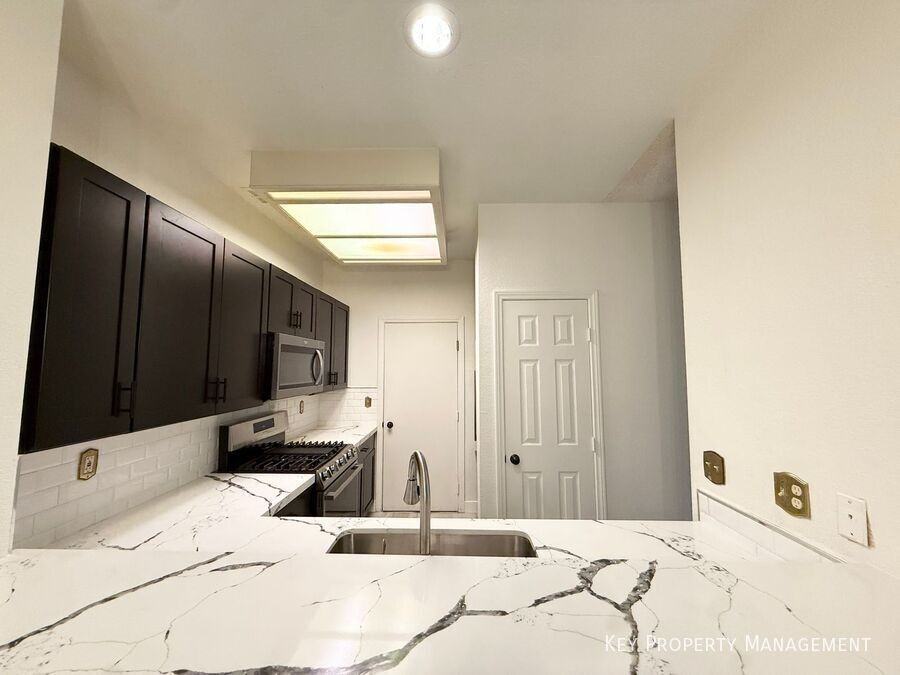 3228 Tocata Drive - Photo 7 of 30