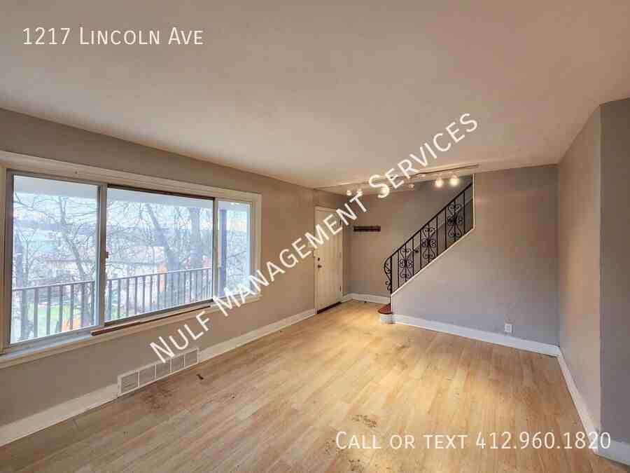 1217 Lincoln Avenue - Photo 3 of 9